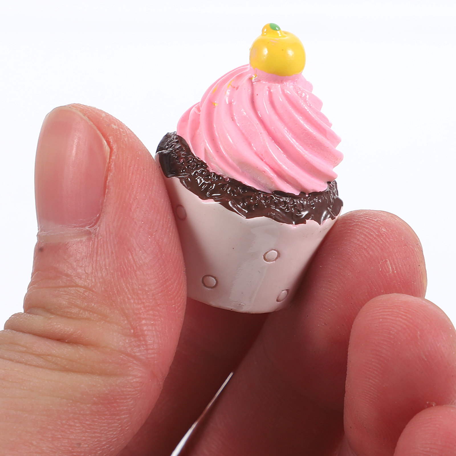 8Pcs Resin Simulated Cupcake D - đánh giá và giá Crafting Resin